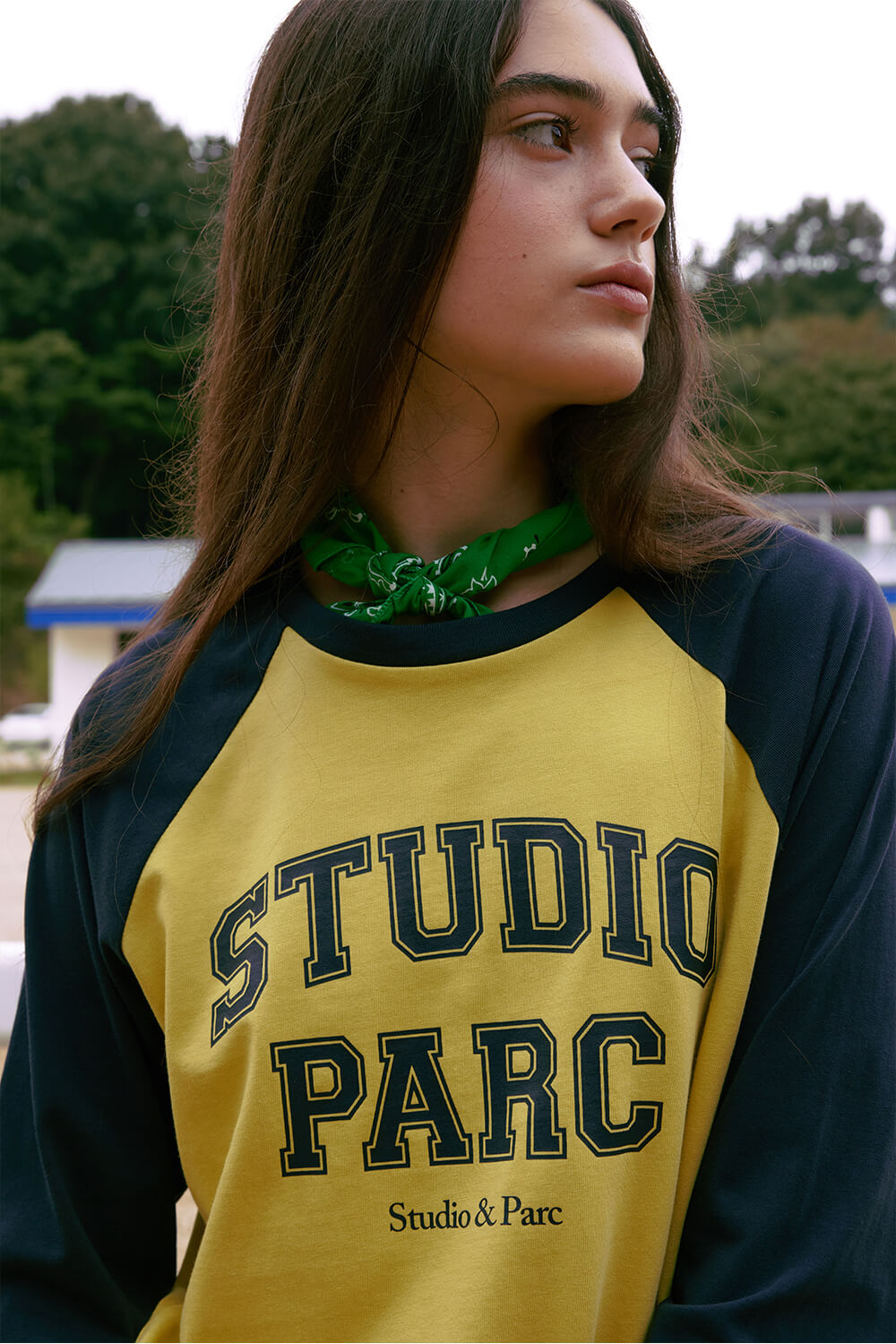 (UNI) Studio Parc Raglan Long Sleeve T-Shirt_Navy